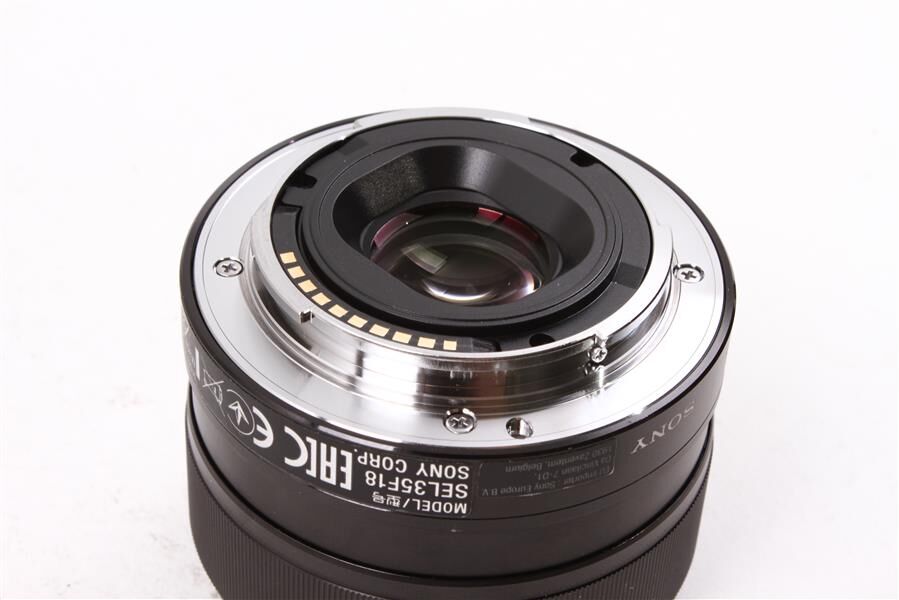【りんりん】E 35mm F1.8 ossSEL35F18 φ49mm Amazon.com : Sony E 35mm F1.8 OSS SEL35F18 (International