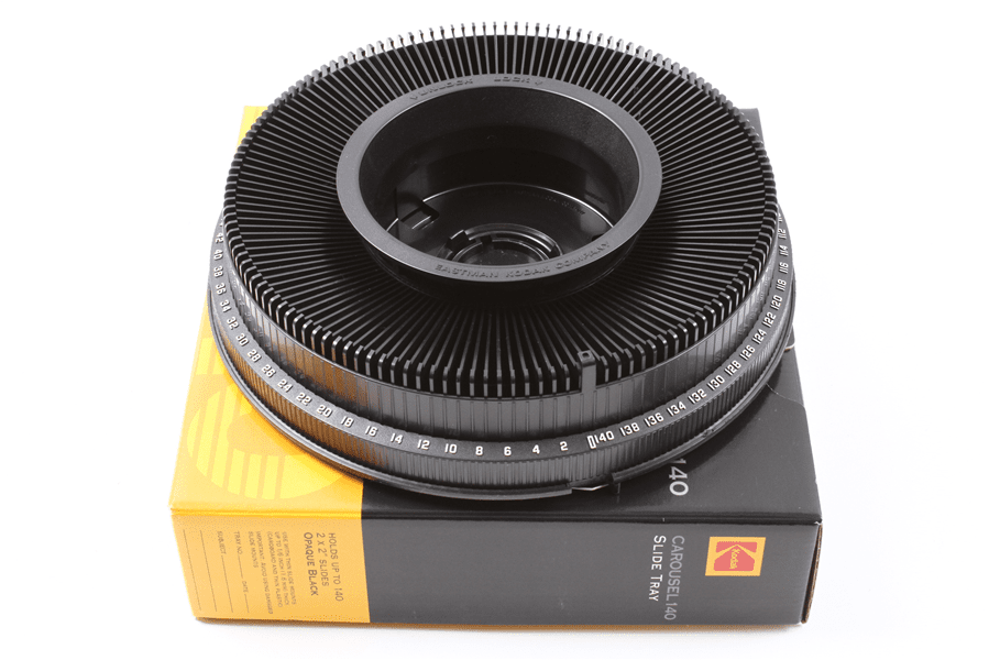 Kodak EKTAGRAPHIC III E Plus スライドプロジェクター 71Lc9O5gSGL._UF894,1000_QL80_.jpg