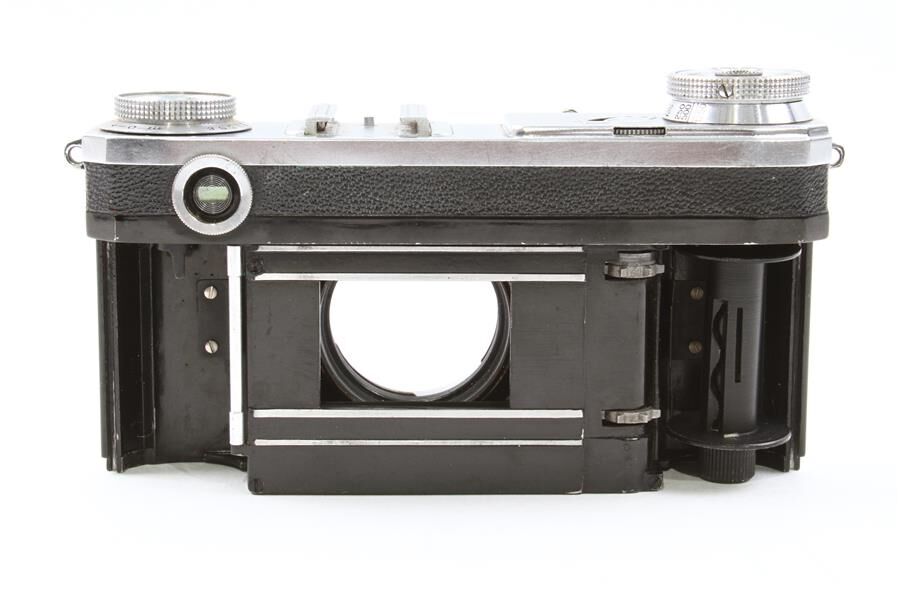 Zeiss Ikon Contax II 35mm Rangefinder Camera Body for Parts