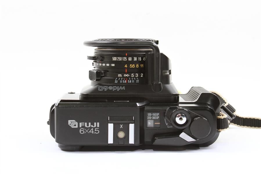 フィルムカメラ FUJI GS645S PROFESSNAL BIG FOR MAT 6X4.5 Used Fuji GS645S Professional Wide 60 Lens 6x4.5 Medium