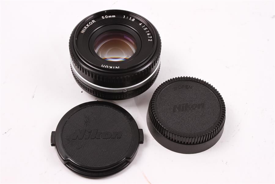 超美品 Nikon Ais 50mm f1.8 Pancake #18 Used Nikon Nikkor 50mm f/1.8 AI-s Pancake Lens - Green Mountain Camera