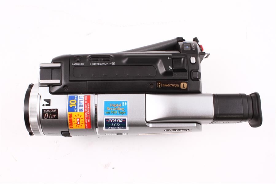 Used Sony Digital 8 Handycam DCR-TRV110 Video Camcorder - Green Used Sony Digital 8 Handycam DCR-TRV110 Video Camcorder - Green