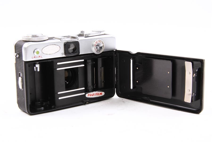 Used Fujica Half 1.9 Half-Frame Point & Shoot 35mm Film Camera