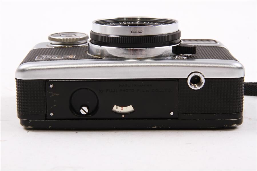 Used Fujica Half 1.9 Half-Frame Point & Shoot 35mm Film Camera