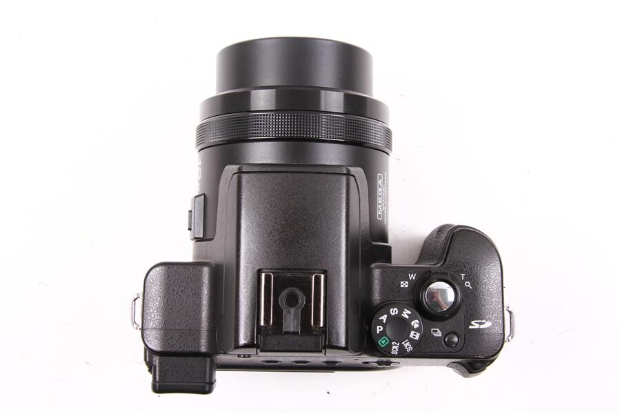 Used Panasonic DMC-FZ20 Digital Bridge Camera - Green Mountain Camera