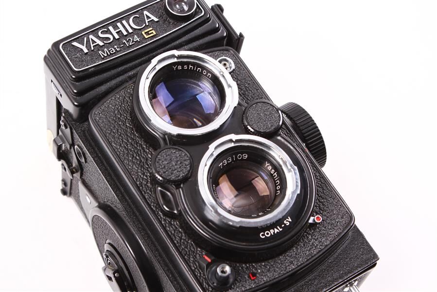 Used Yashica Mat-124 G TLR Camera with Yashinon 80mm f/3.5