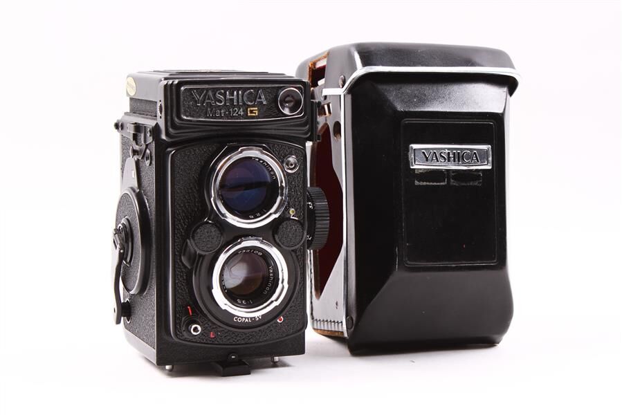 豪華 Used Yashica f/3.5 80mm Yashinon with Camera TLR G Mat-124 フィルムカメラ
