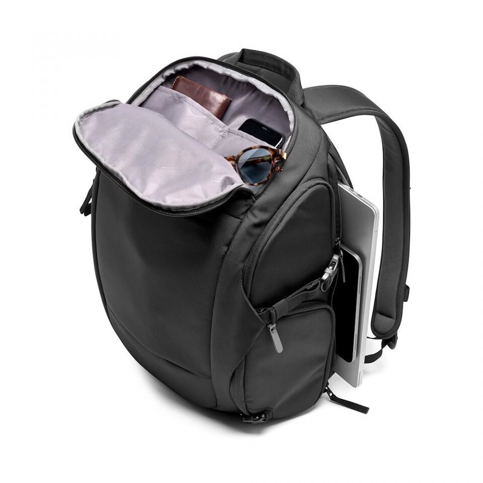 advanced travel backpack kit Tortuga Expandable The Advanced Messenger Camera Bag M III for DSLRs and CSCs gives you everything you need Manfrotto Advanced Travel Backpack M