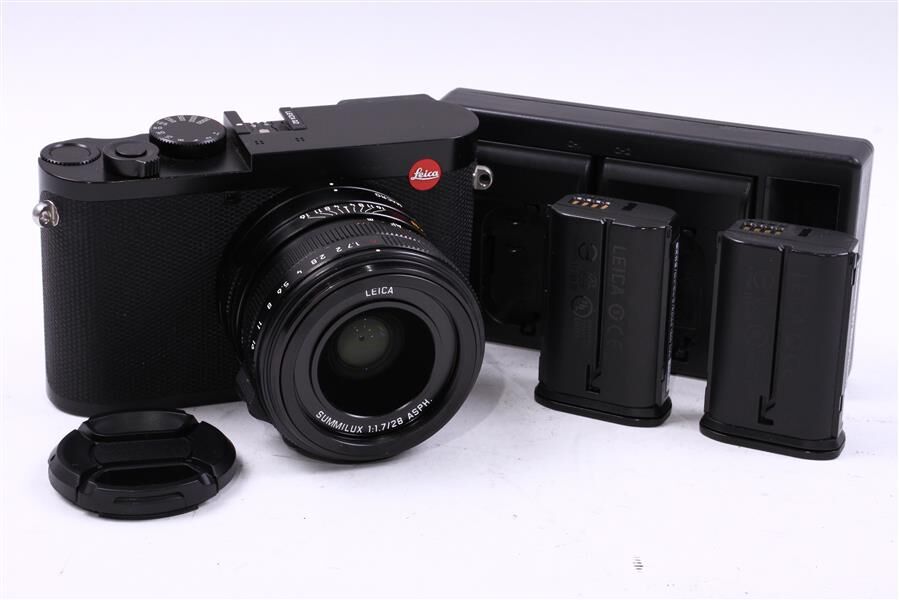 Used Leica Q2 Compact Digital Camera with 28mm f/1.7 Lens - Black